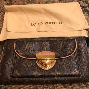Louis Vuitton Monogram Astrid wallet